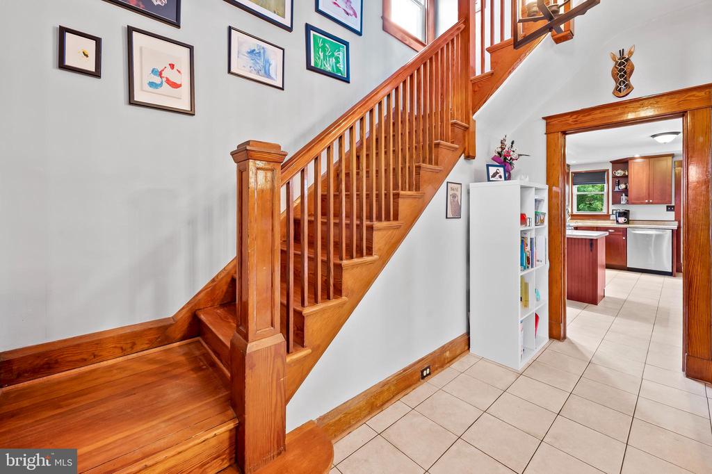 3021 Woodside