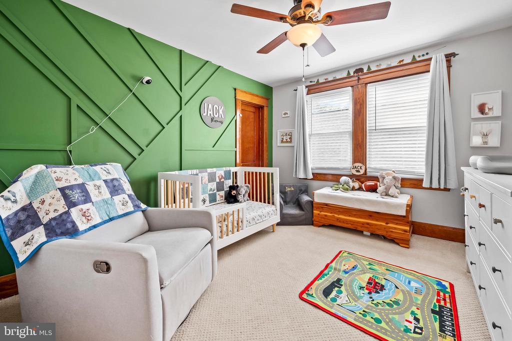 3021 Woodside