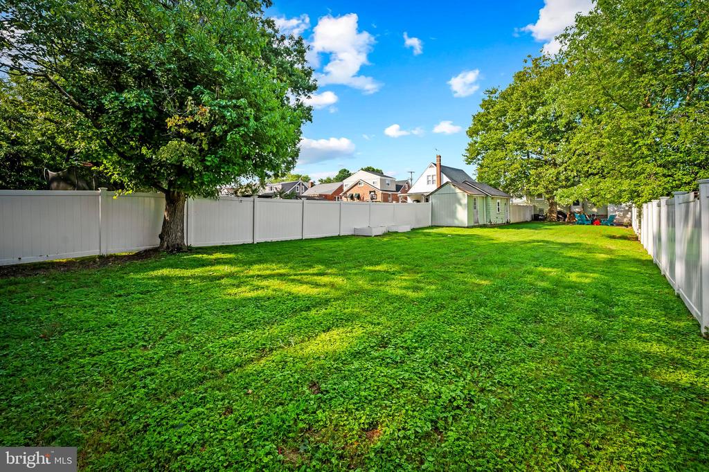 3021 Woodside
