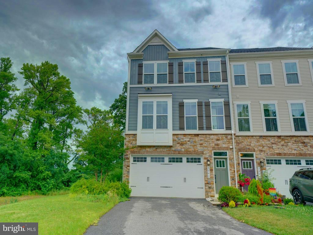 3042 Shaws Rd