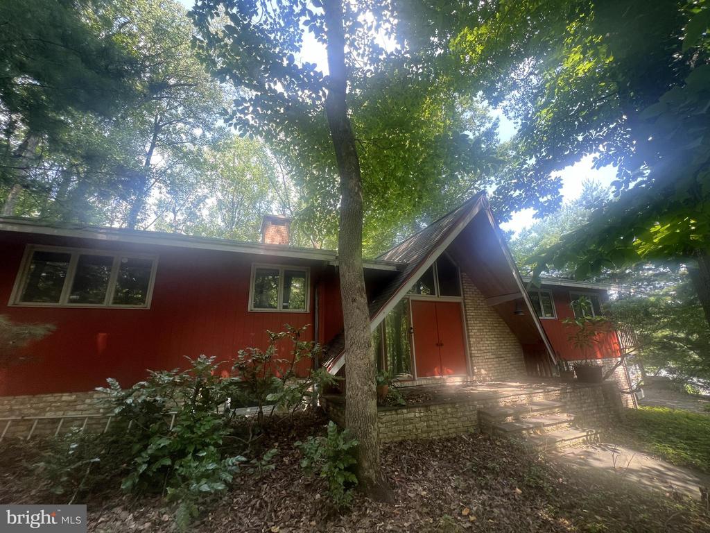 820 Stags Head Rd