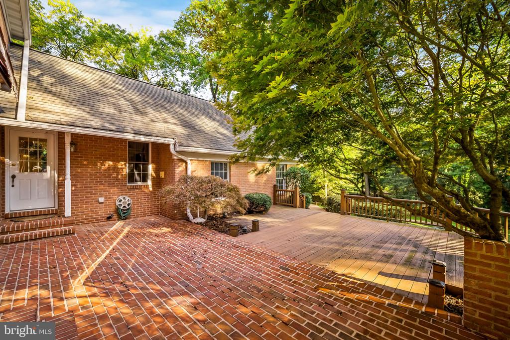 1927 Old Court