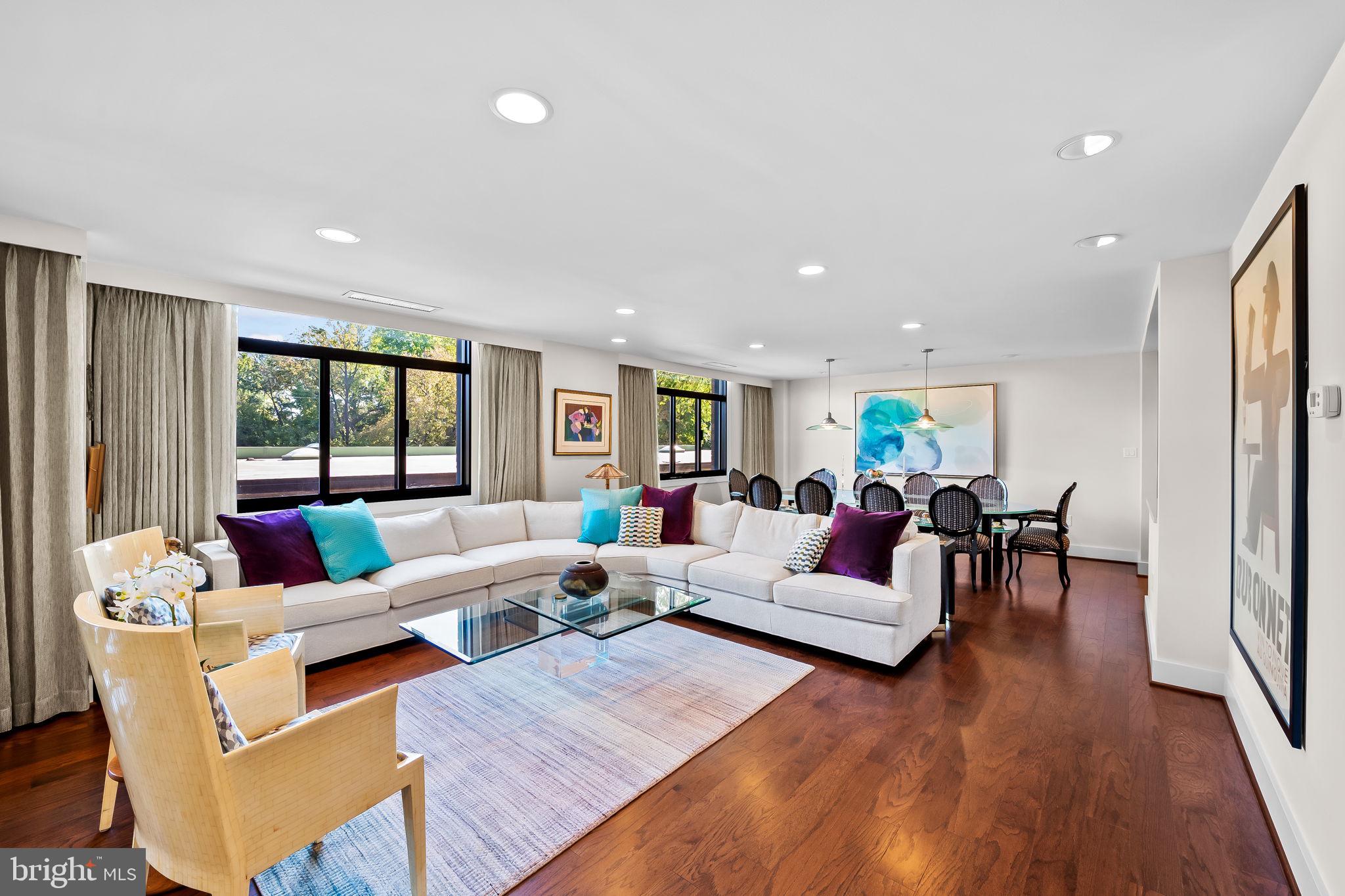 1 Slade Ave #204