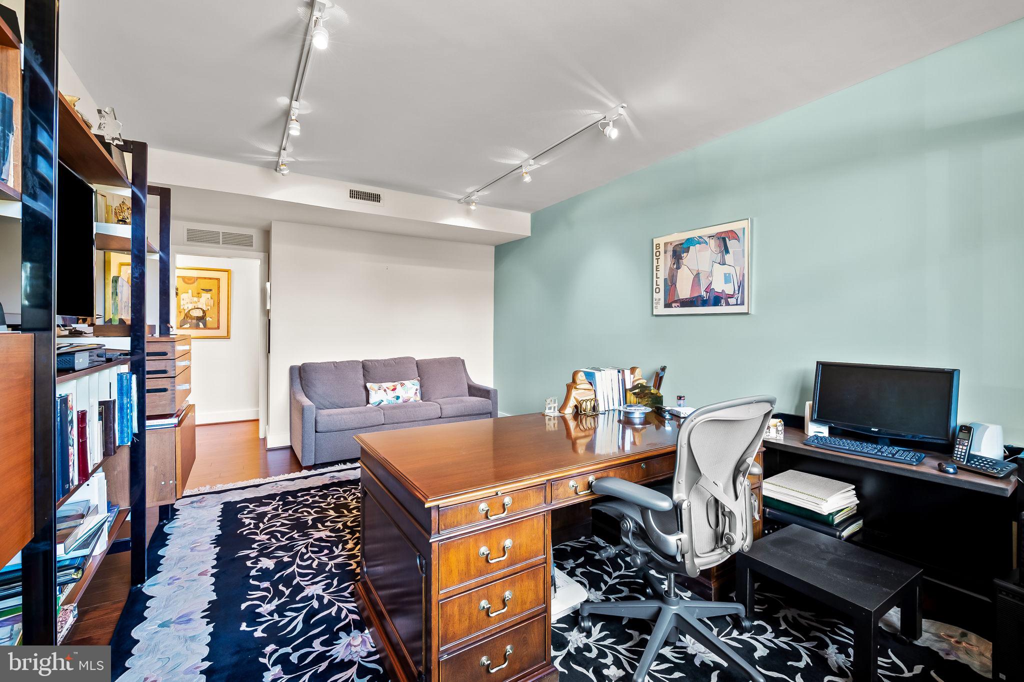 1 Slade Ave #204