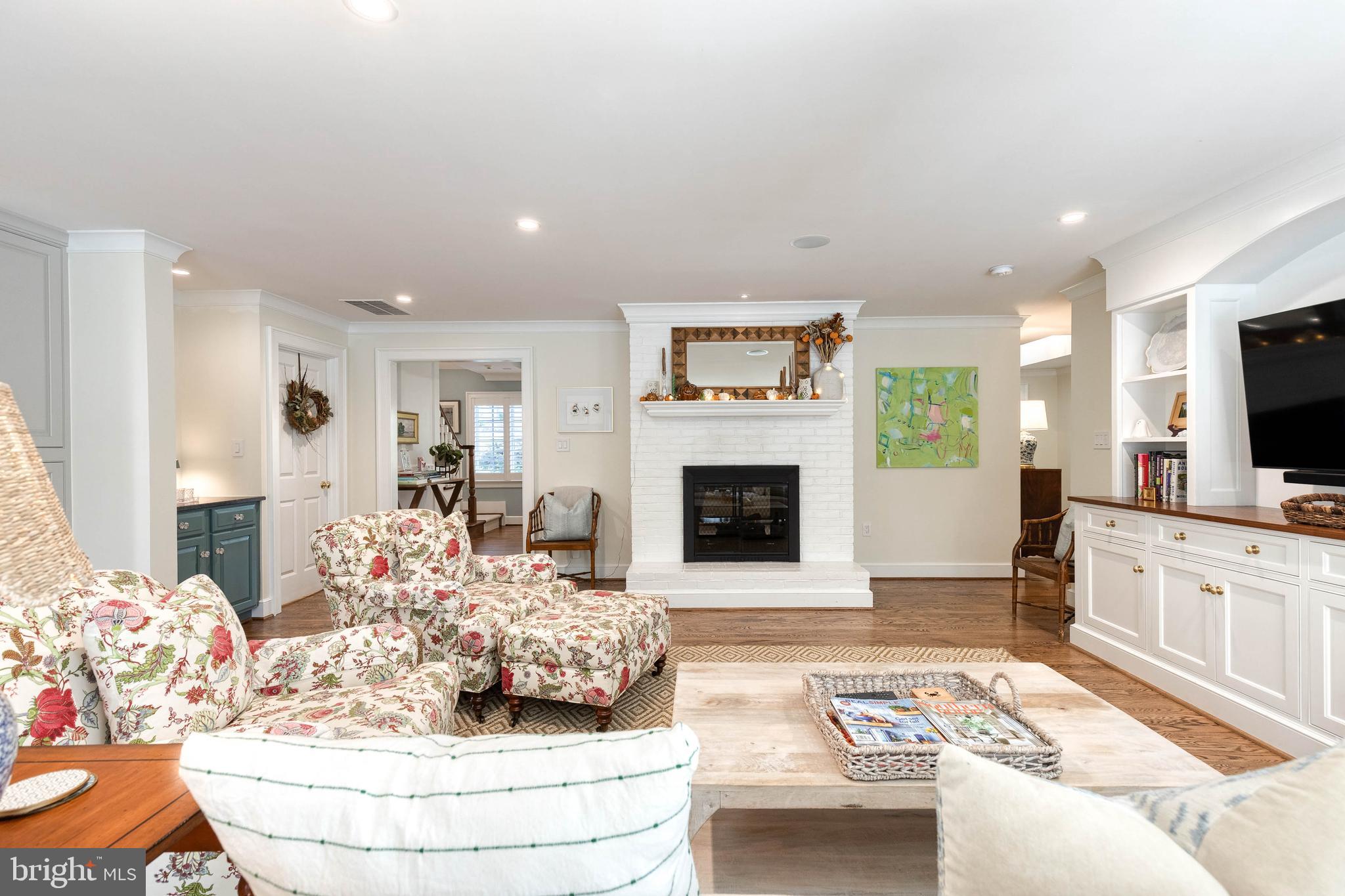 1808 Indian Head Rd