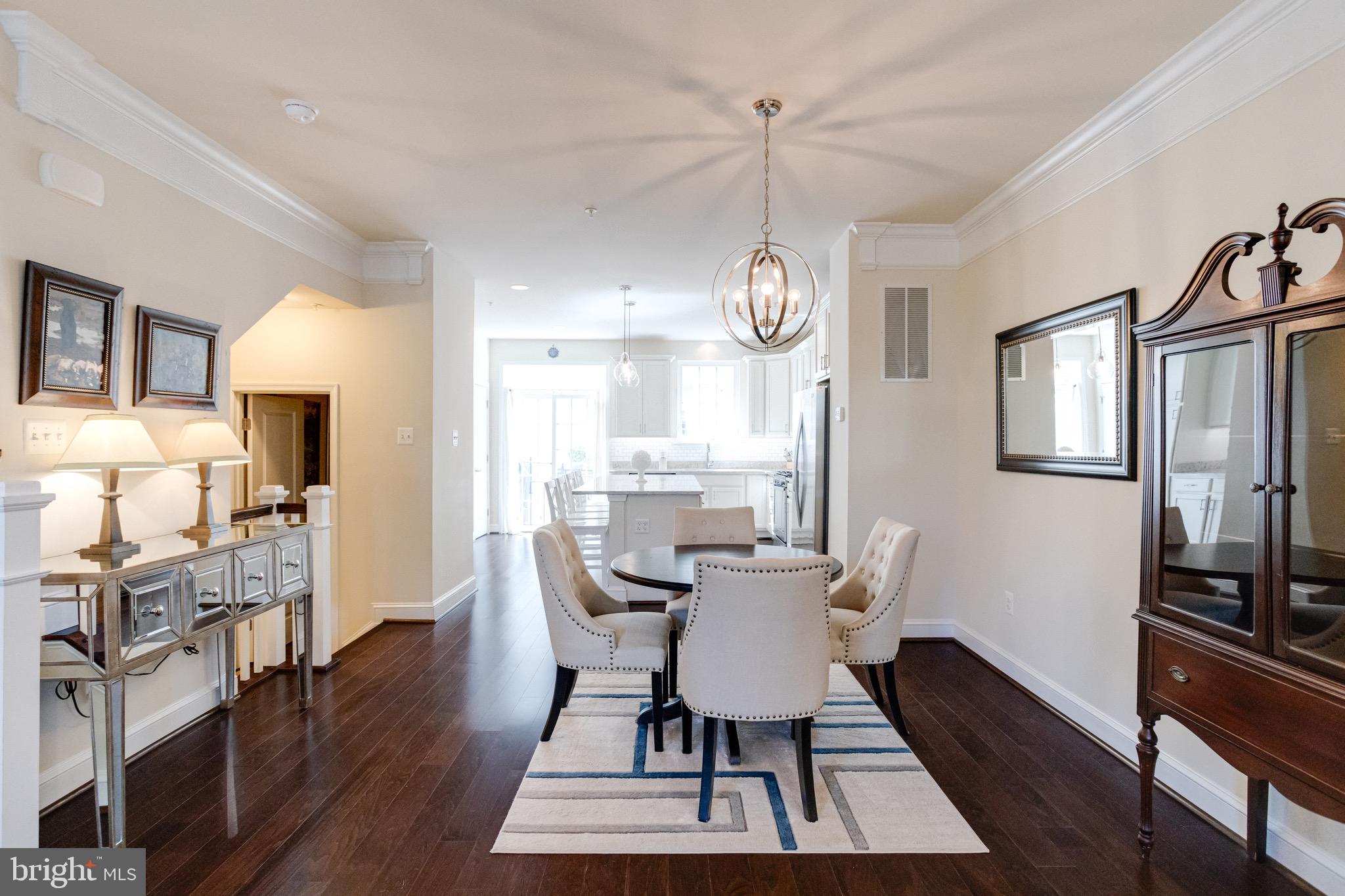 42 Linden Pl