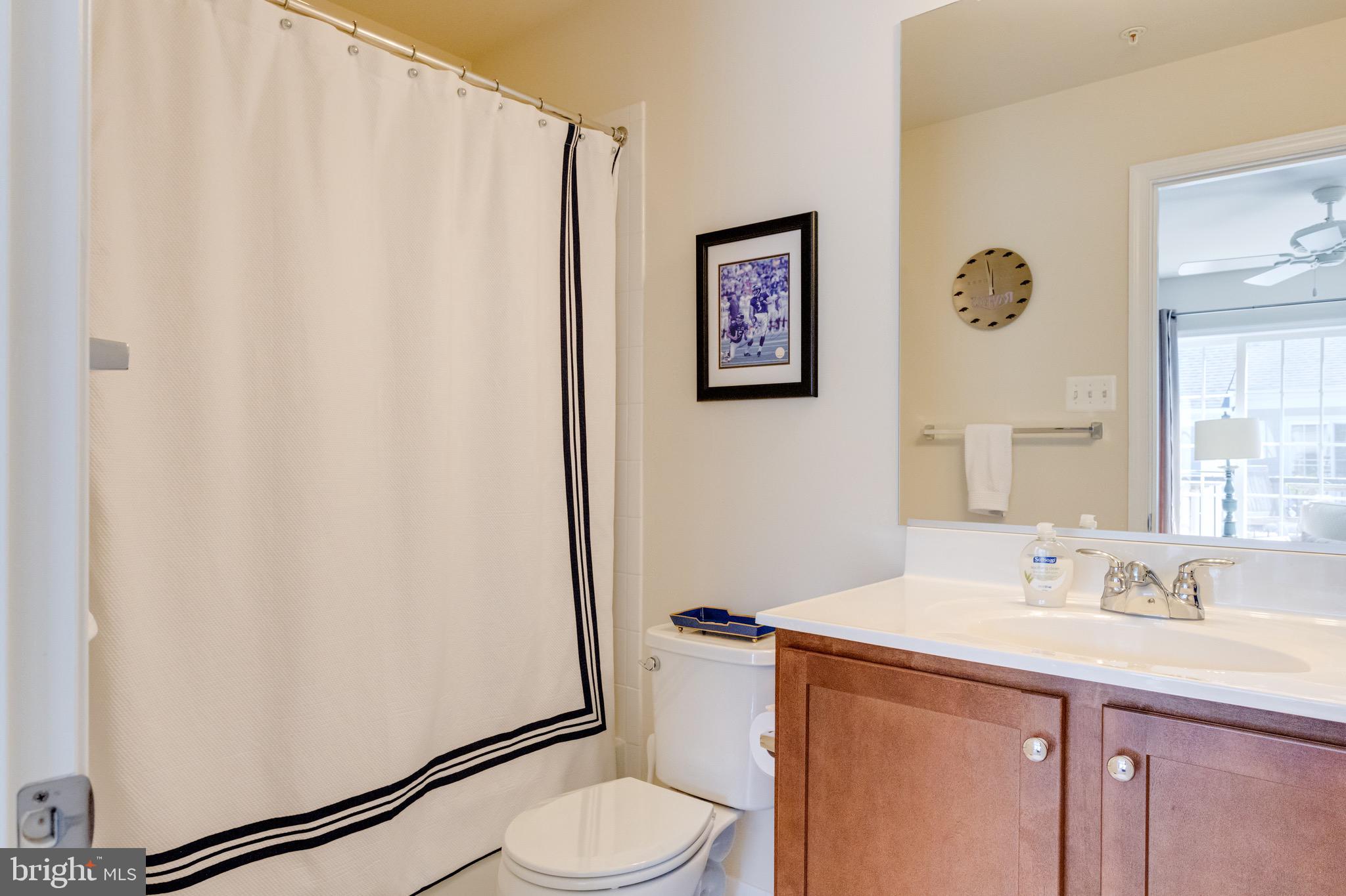42 Linden Pl