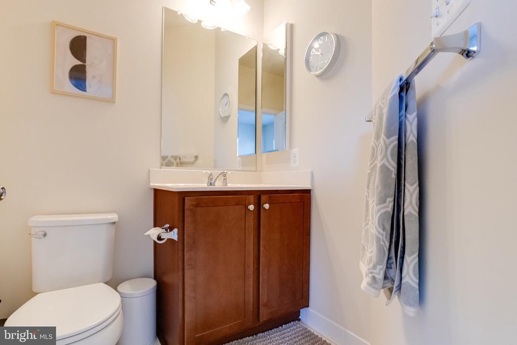 42 Linden Pl