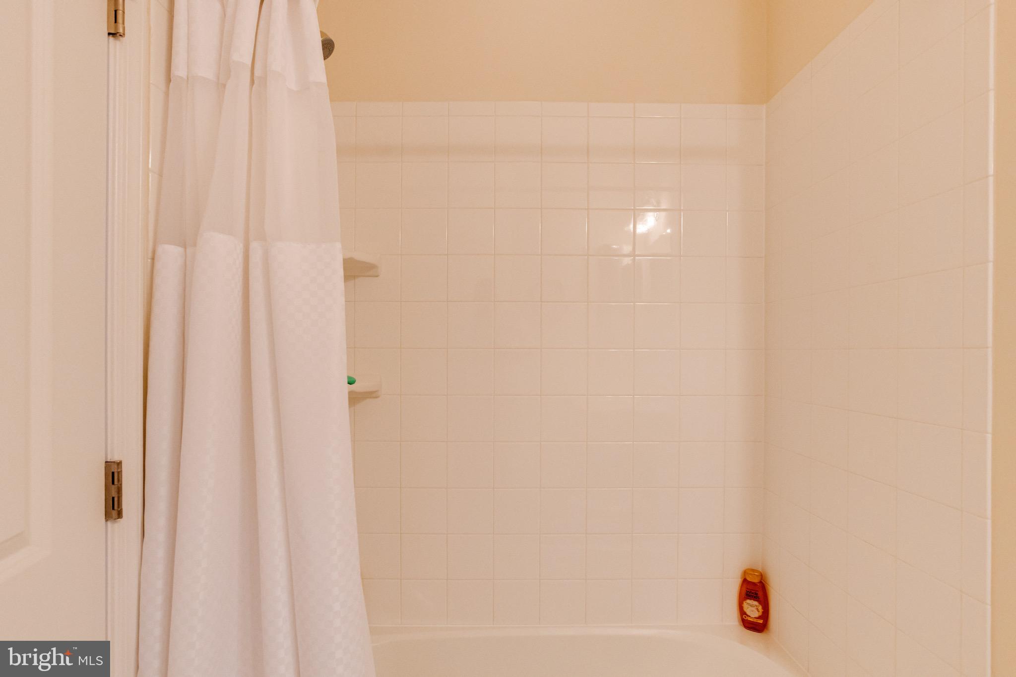 42 Linden Pl