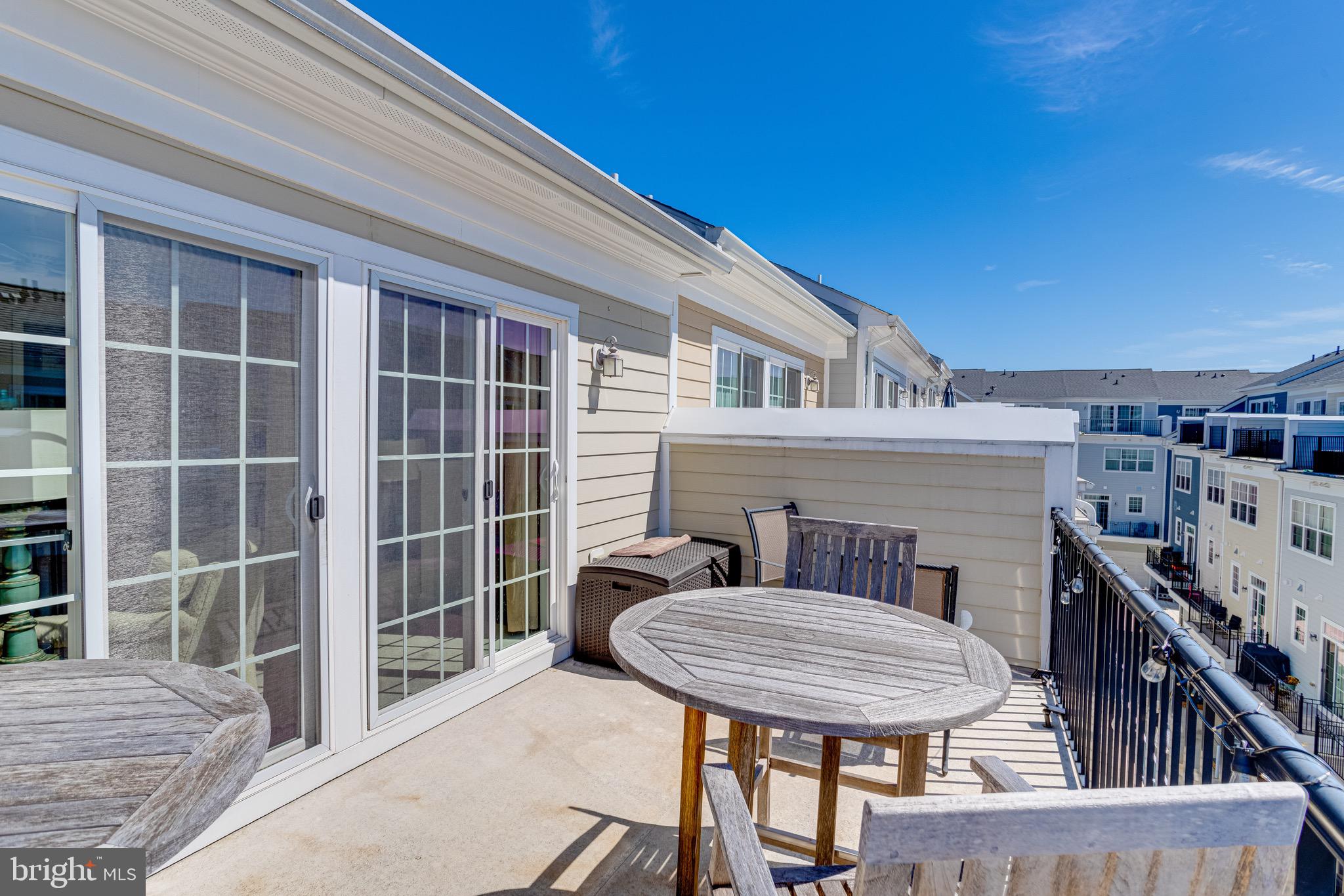 42 Linden Pl