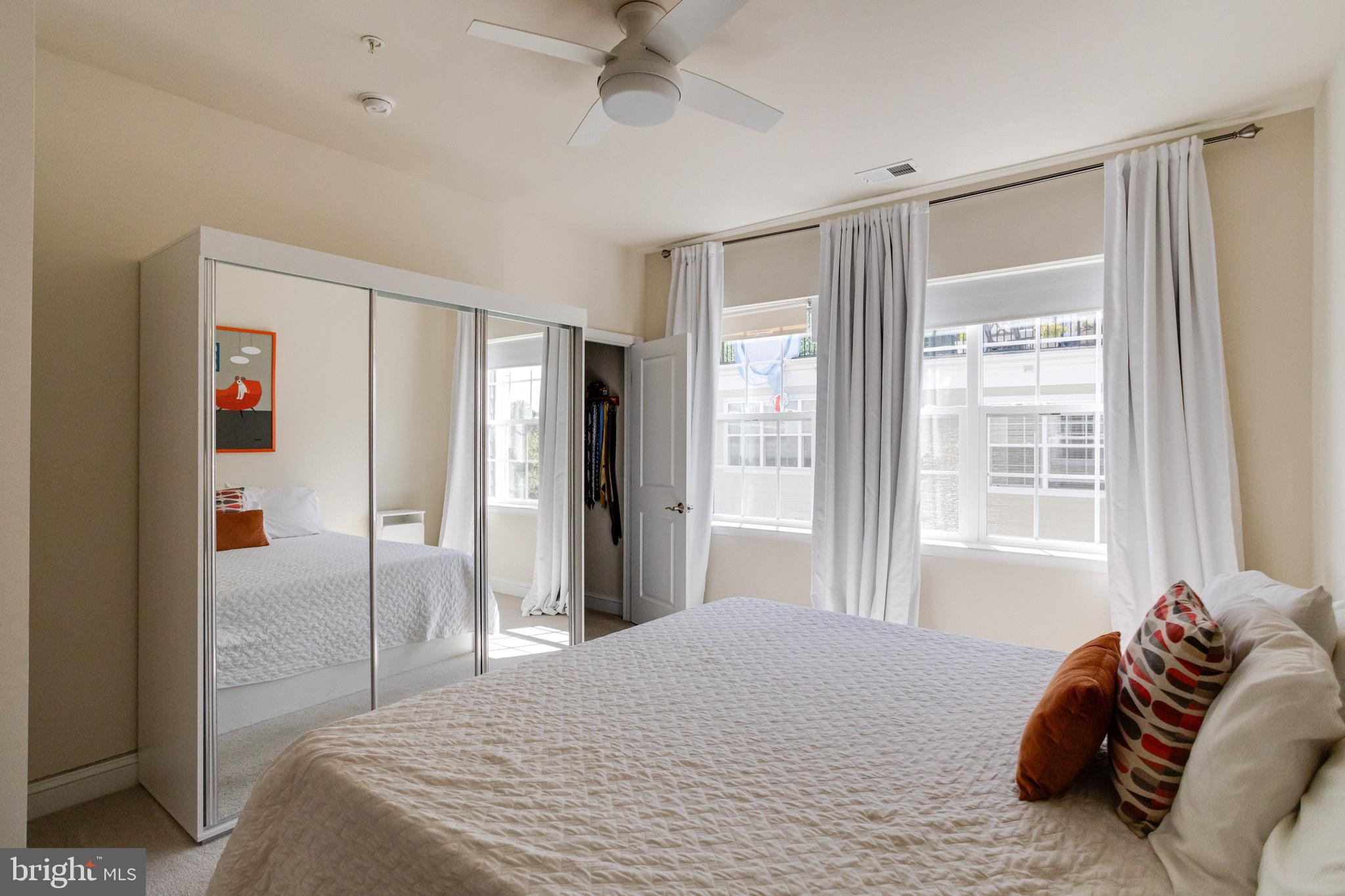 42 Linden Pl