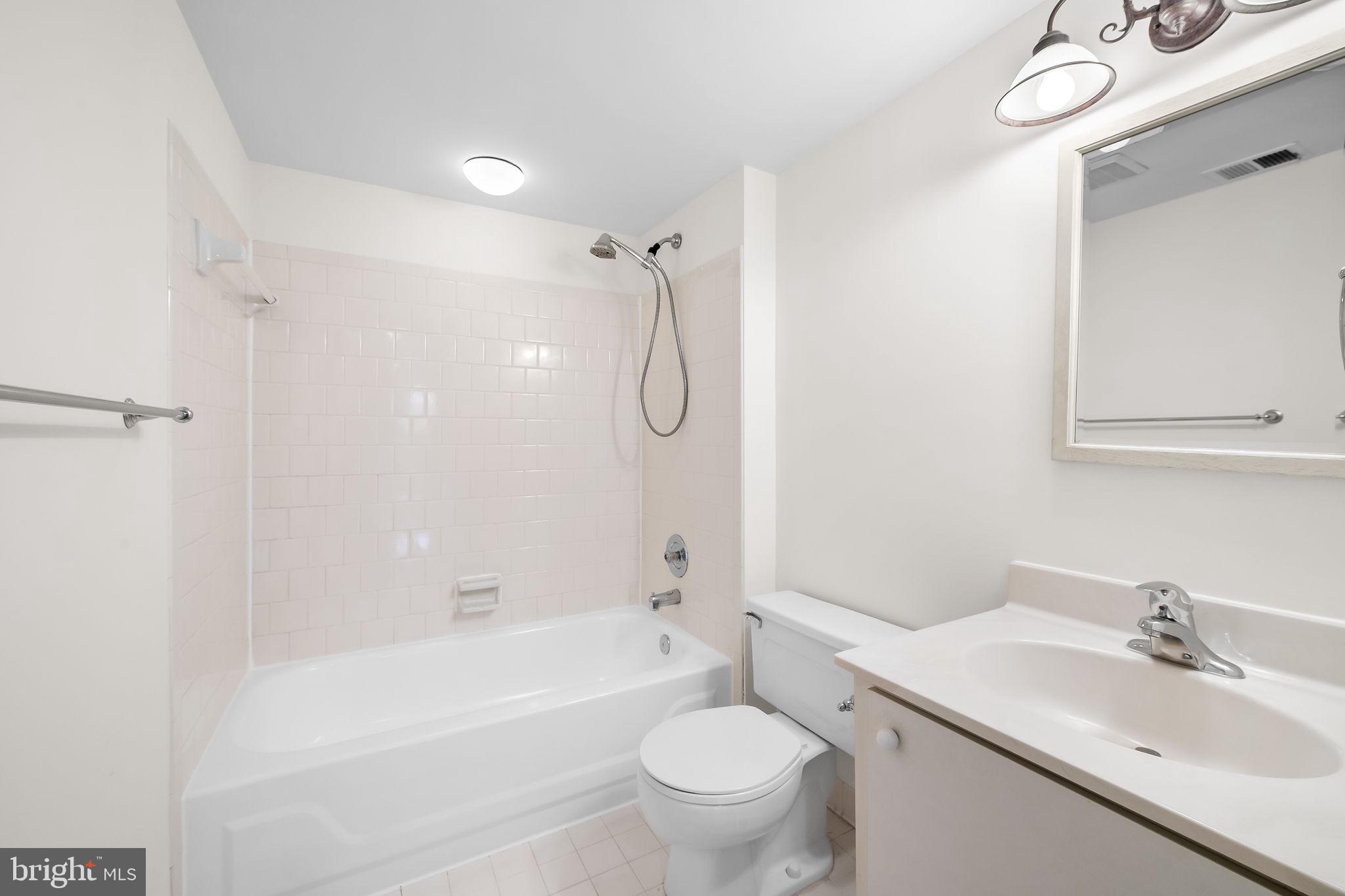 12 Mullingar Ct #301