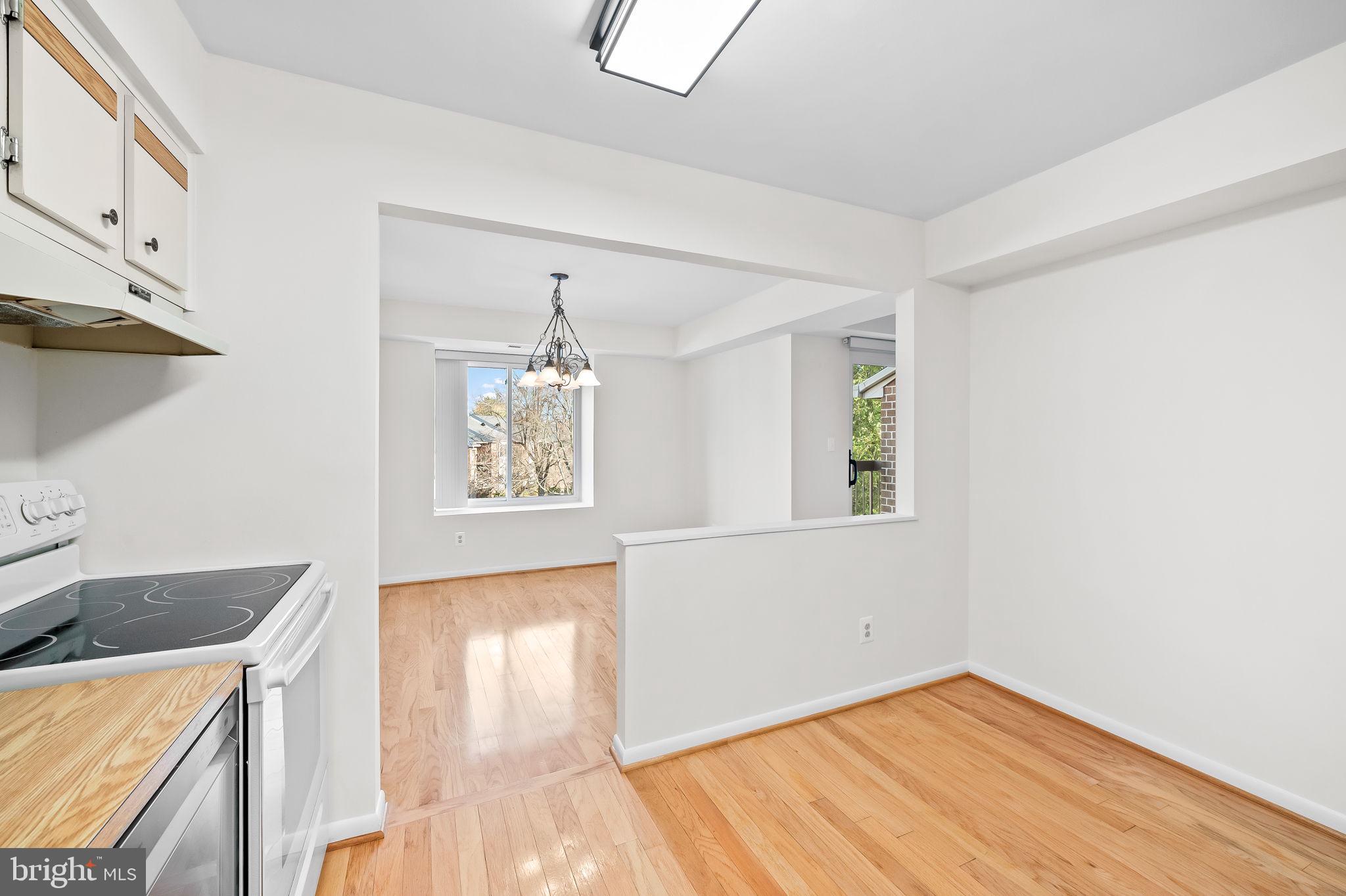 12 Mullingar Ct #301