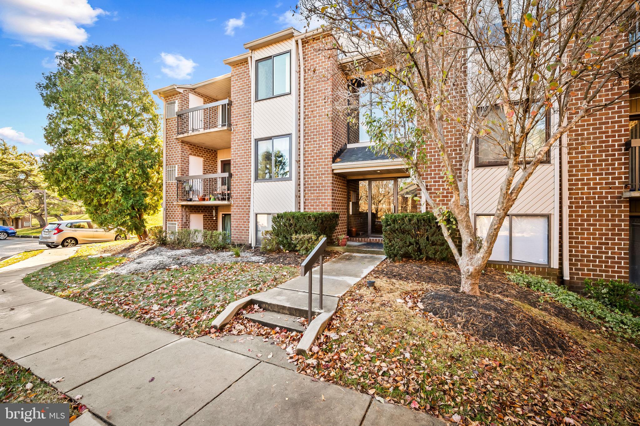 12 Mullingar Ct #301