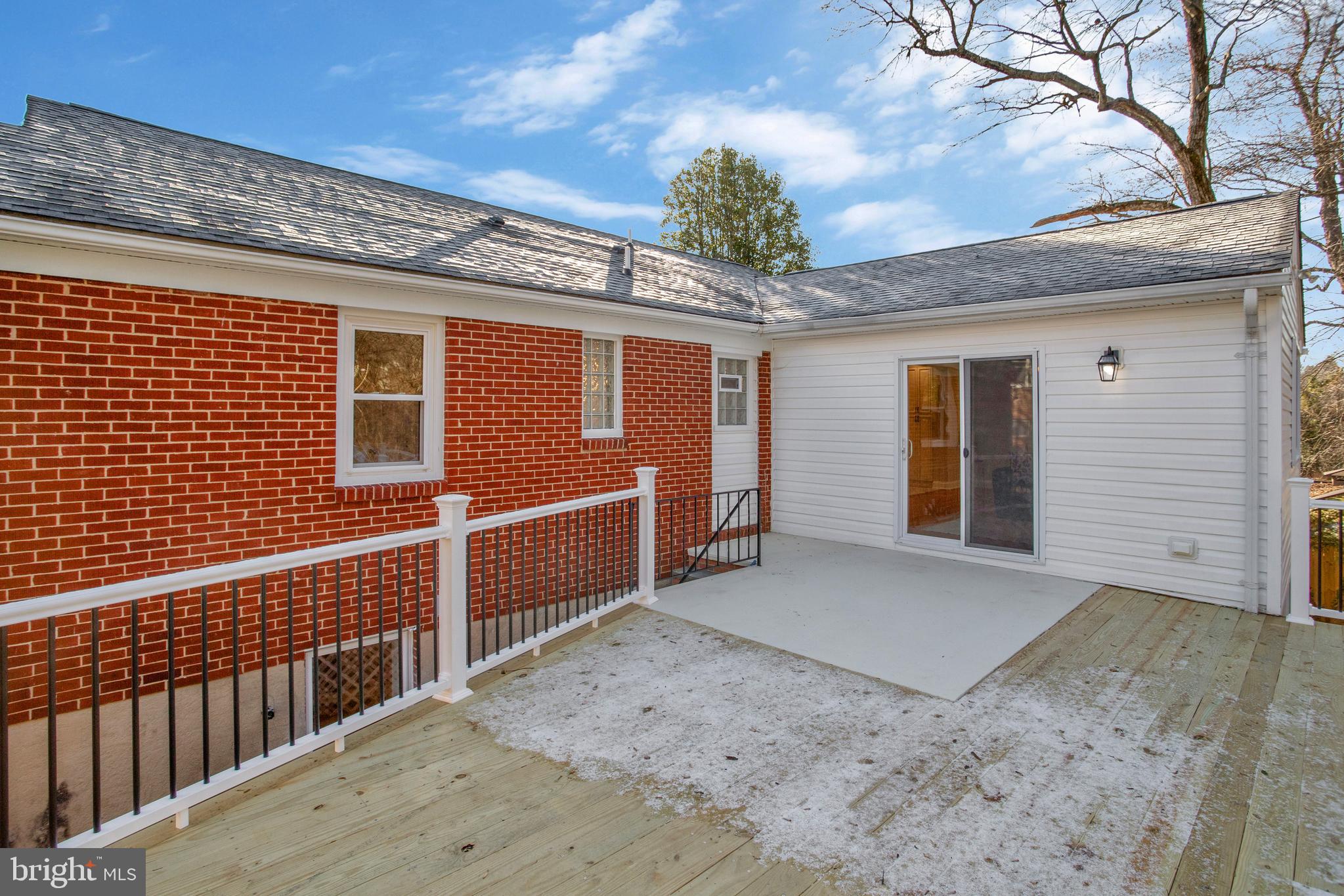701 Fairway Dr
