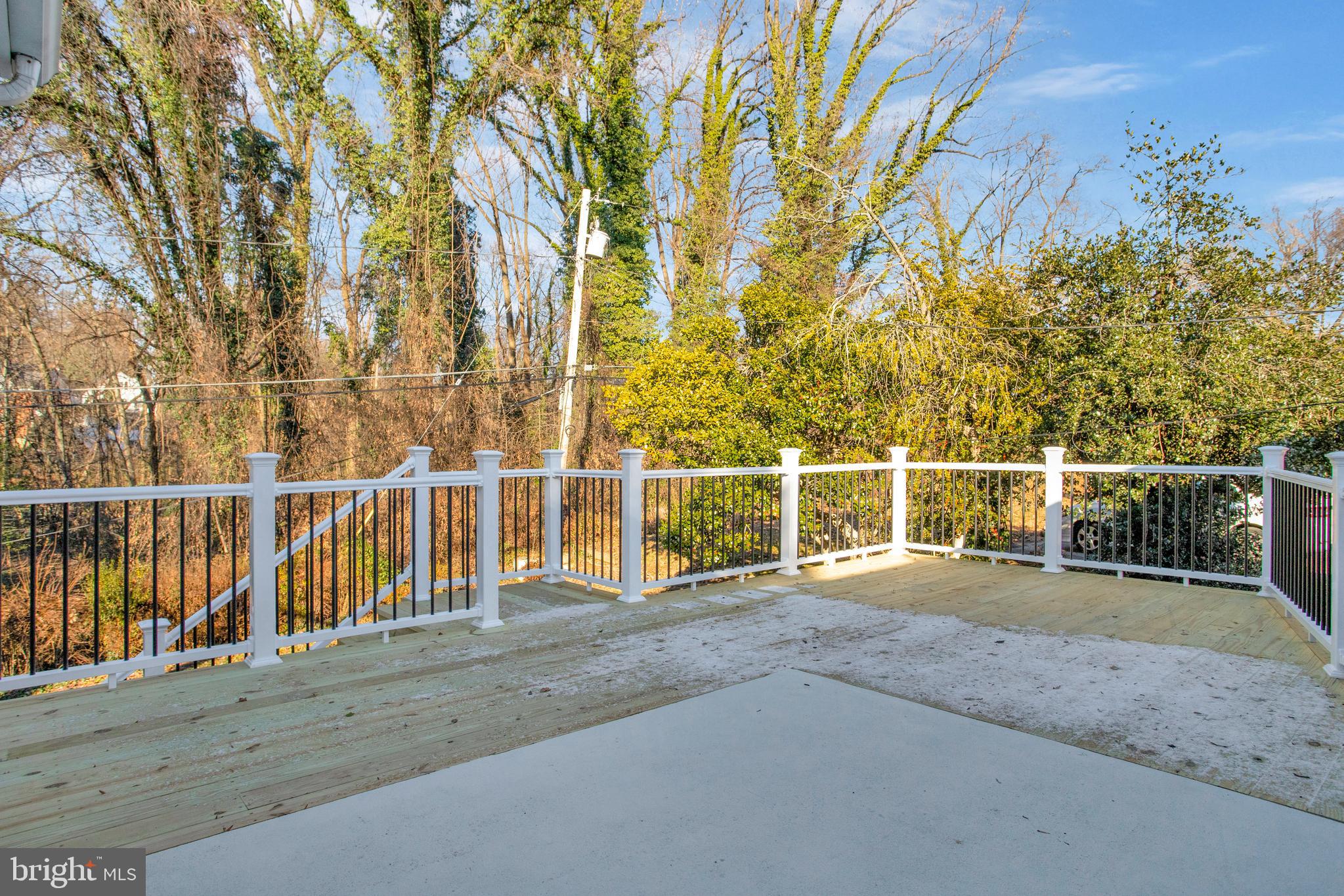 701 Fairway Dr