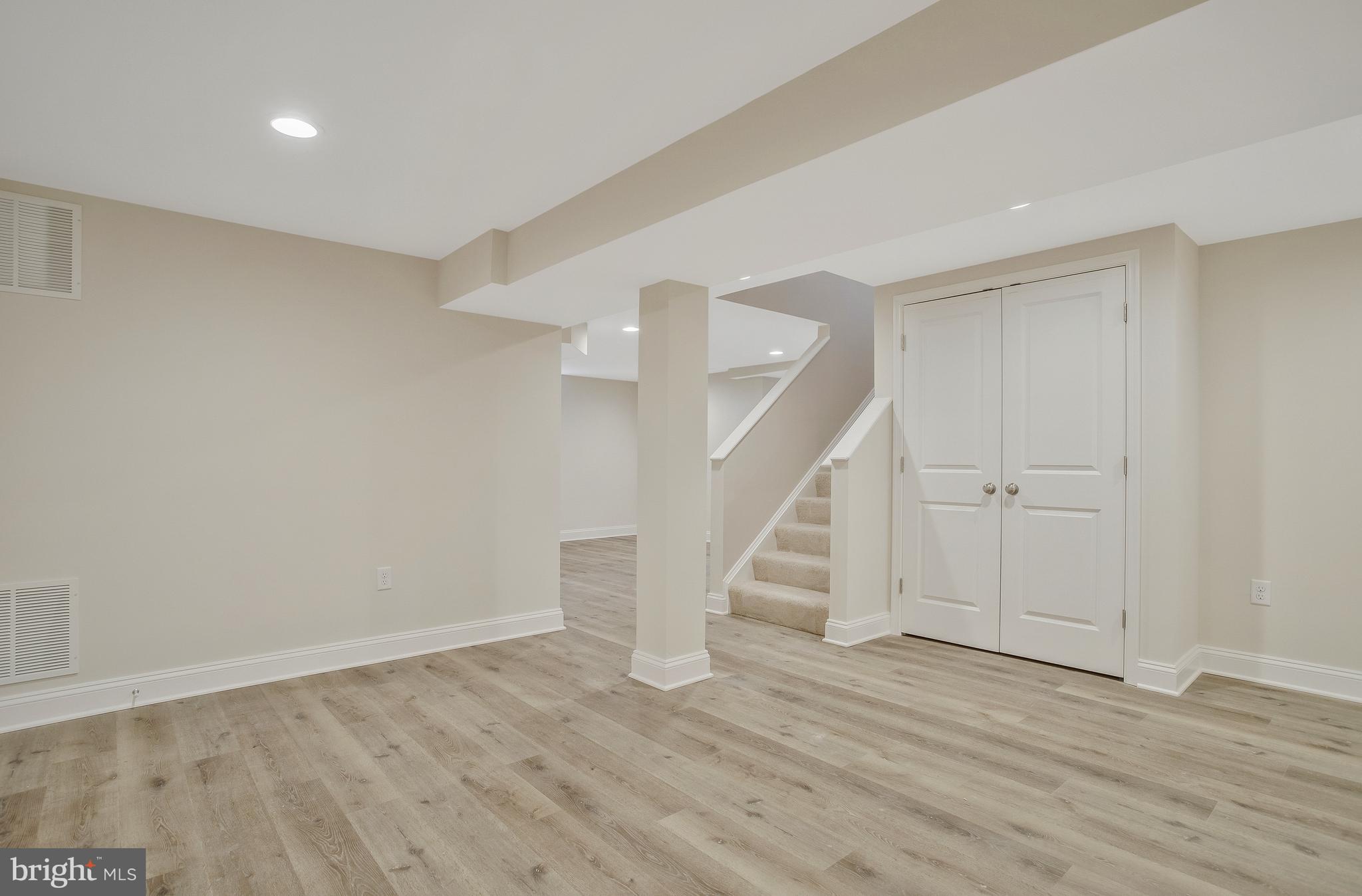 701 Fairway Dr