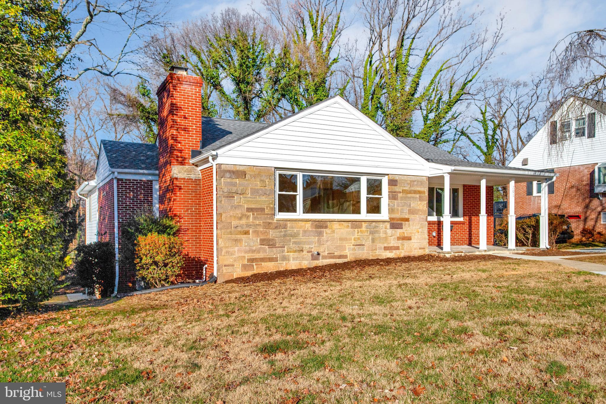 701 Fairway Dr