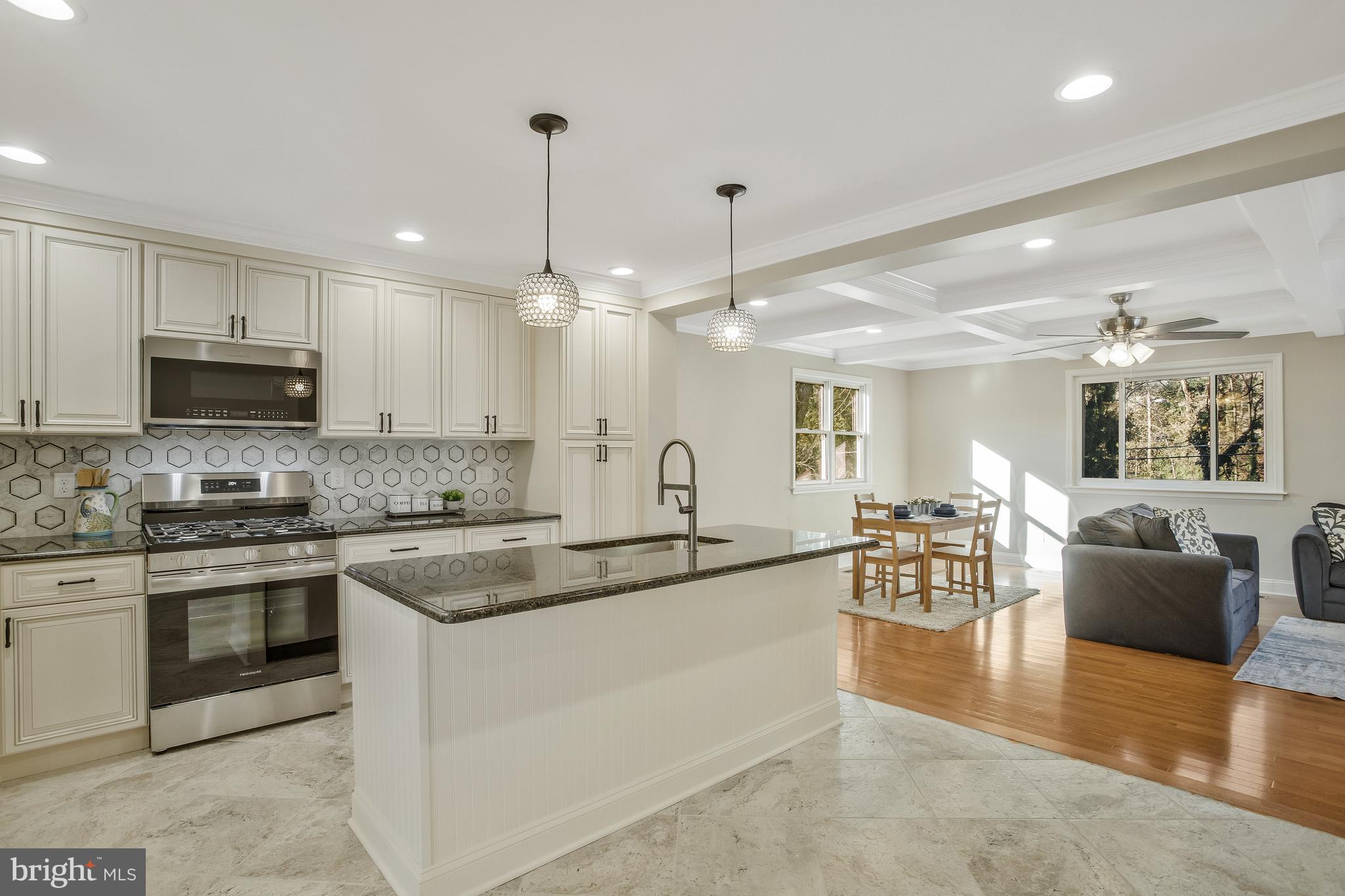 701 Fairway Dr