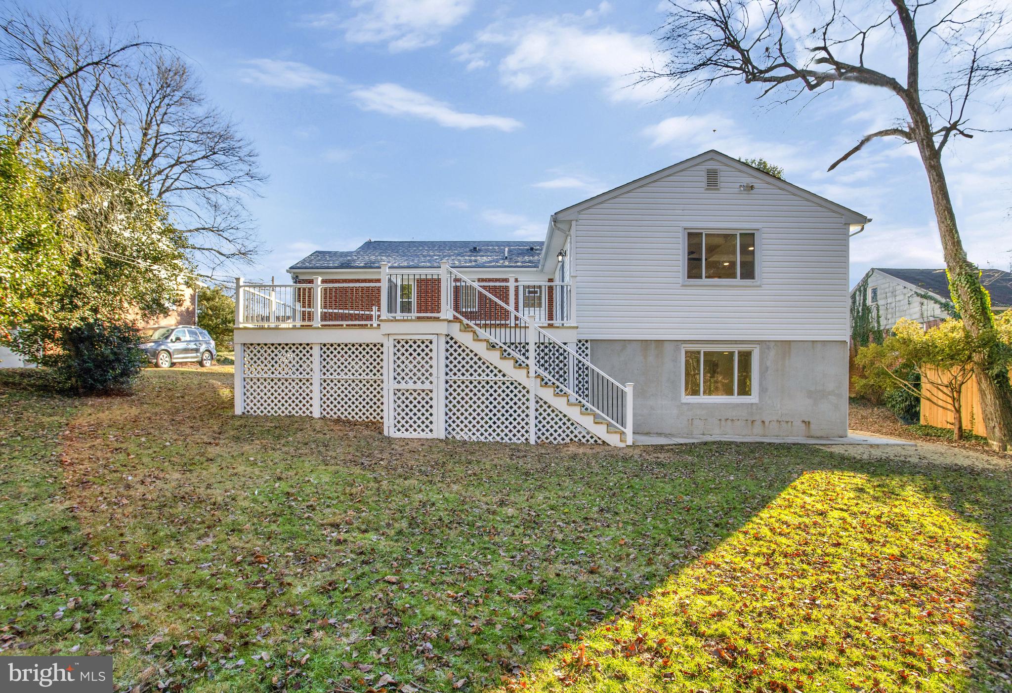 701 Fairway Dr