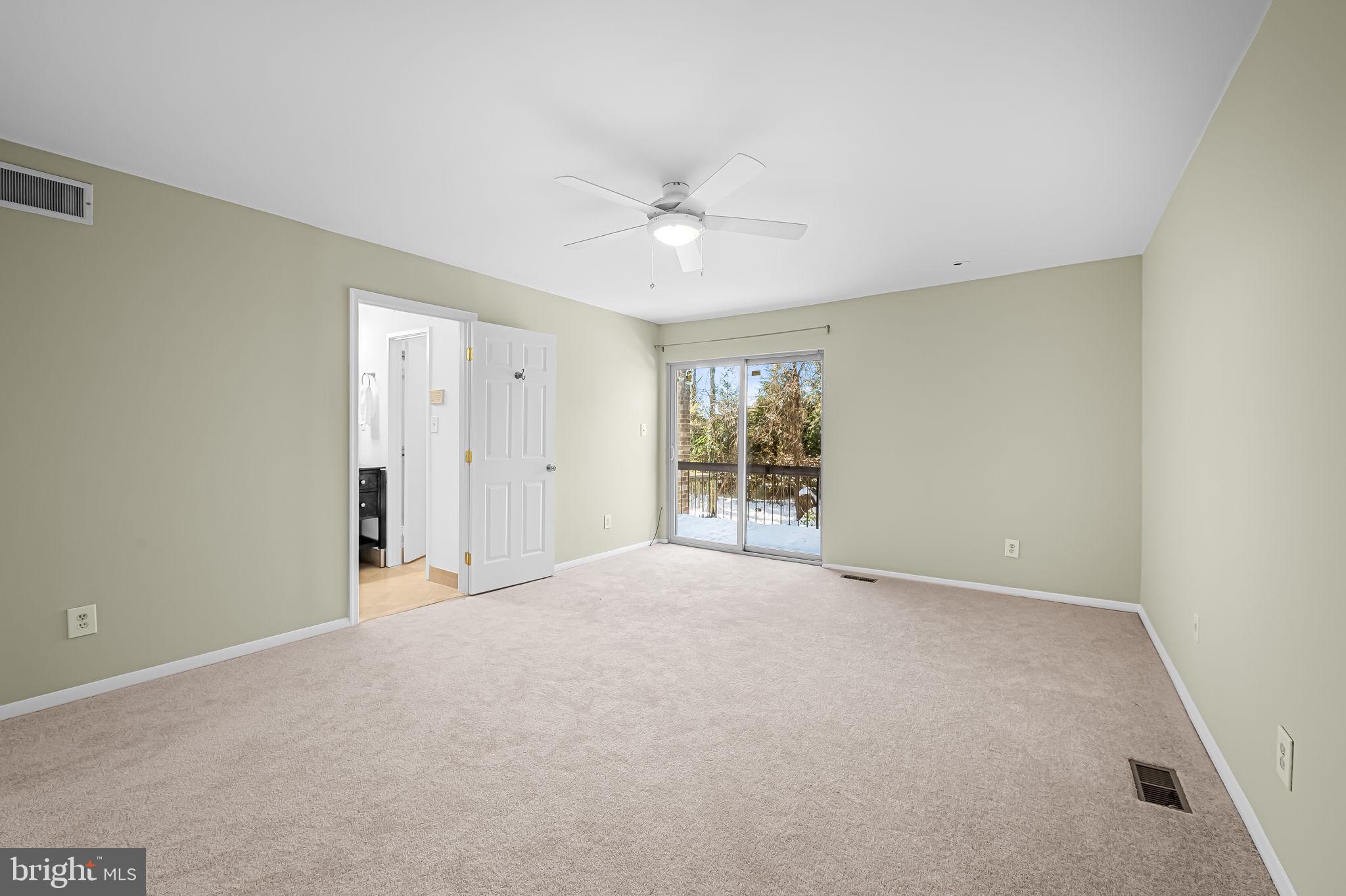 7 Penny Ln #7