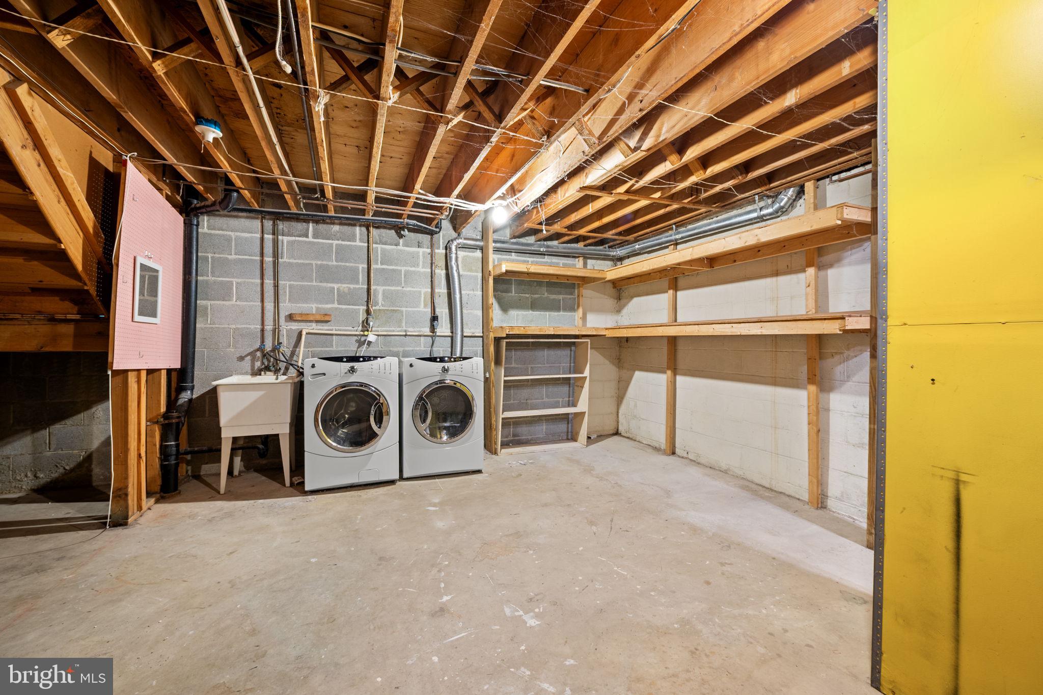 7 Penny Ln #7