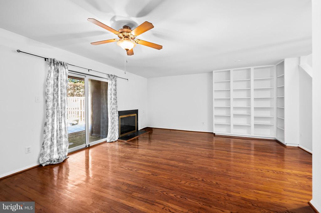 7 Penny Ln #7