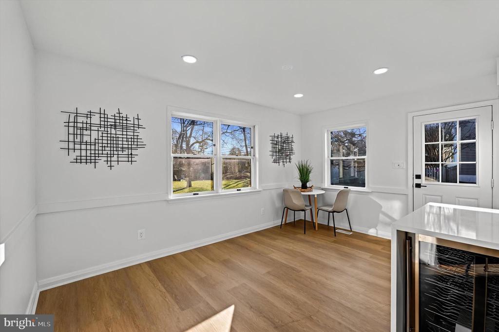 229 Quaker Ridge Rd
