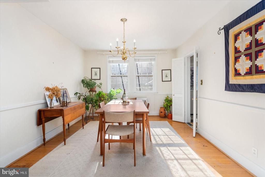 93 Murdock Rd