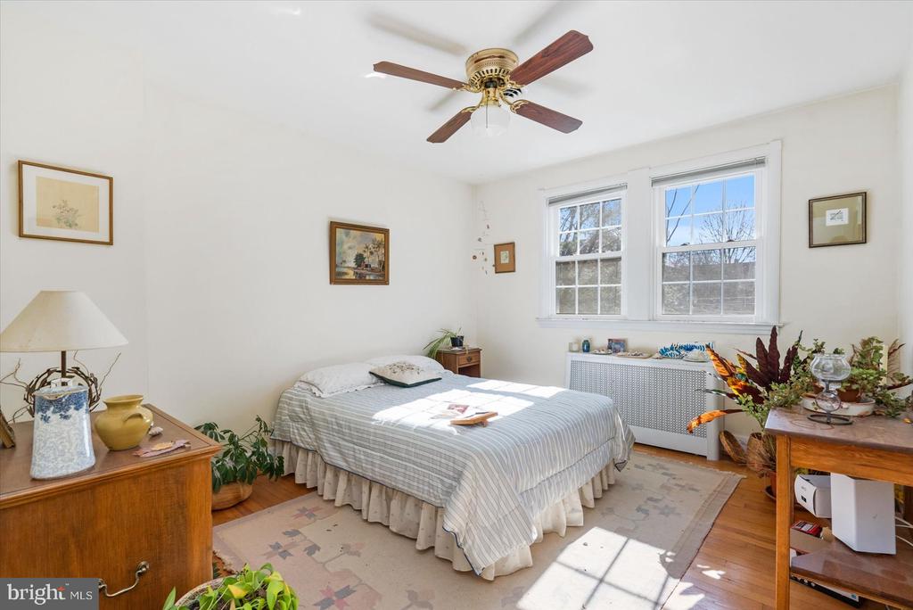 93 Murdock Rd
