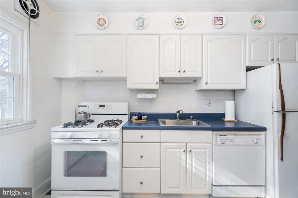 93 Murdock Rd