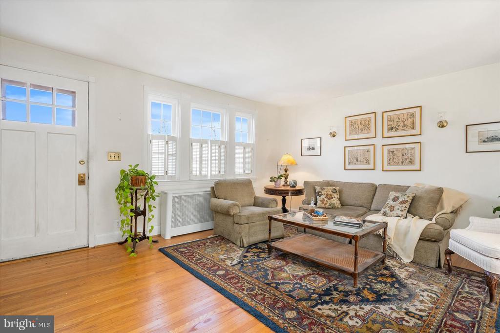 93 Murdock Rd