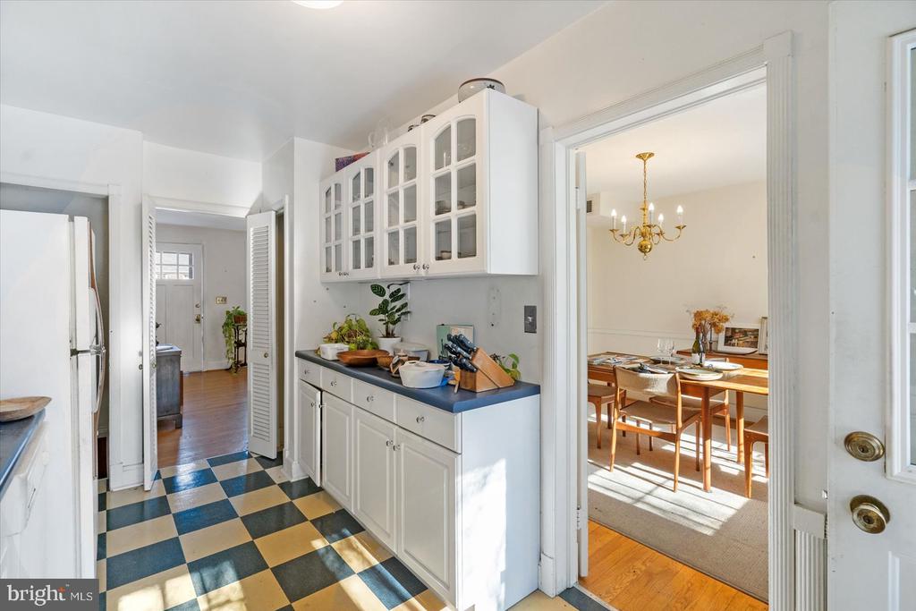 93 Murdock Rd