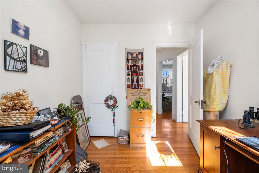 93 Murdock Rd