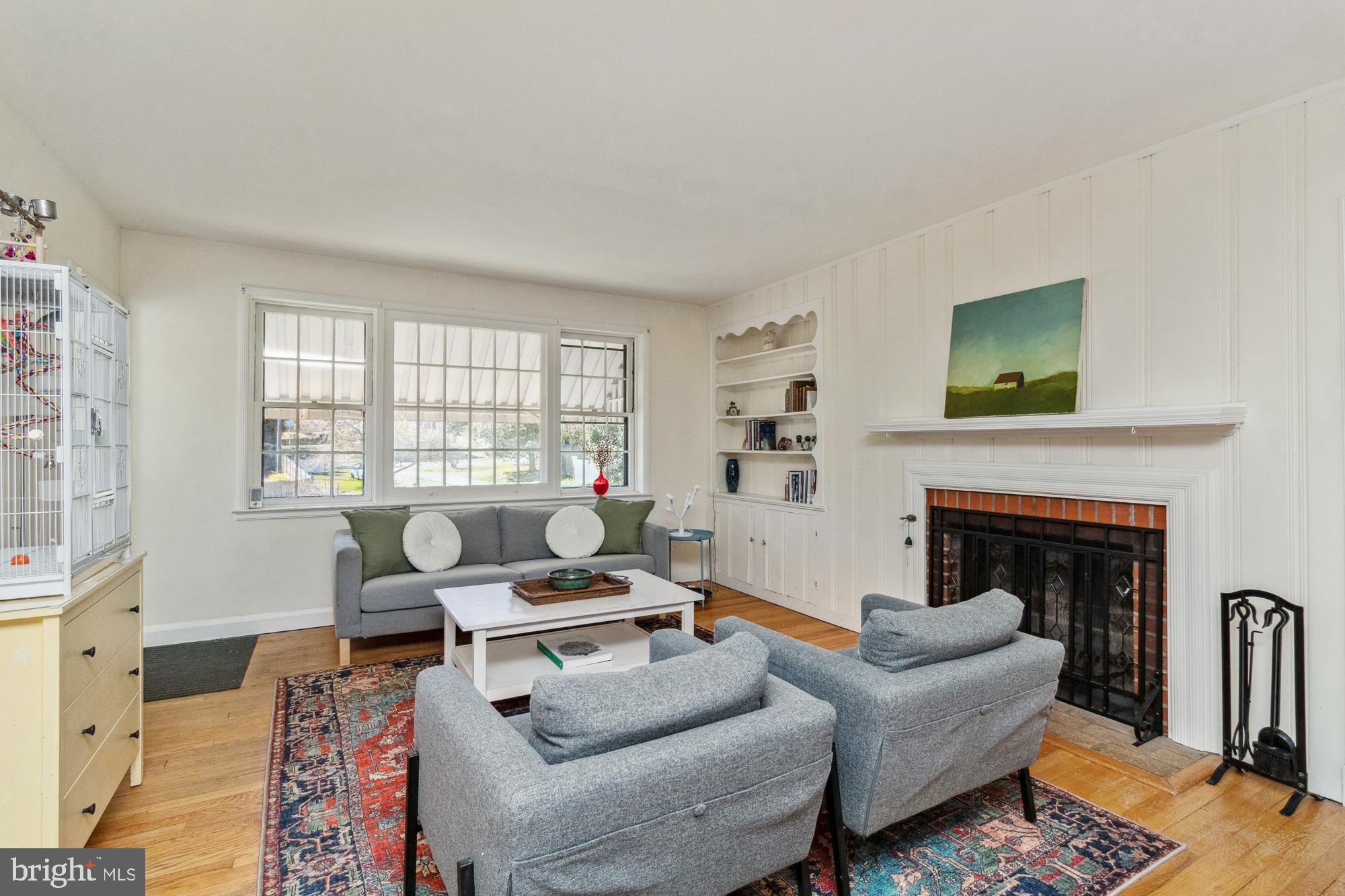 1002 Saint Albans Rd