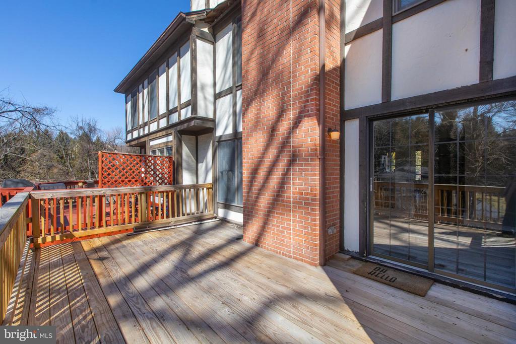 36 TUDOR