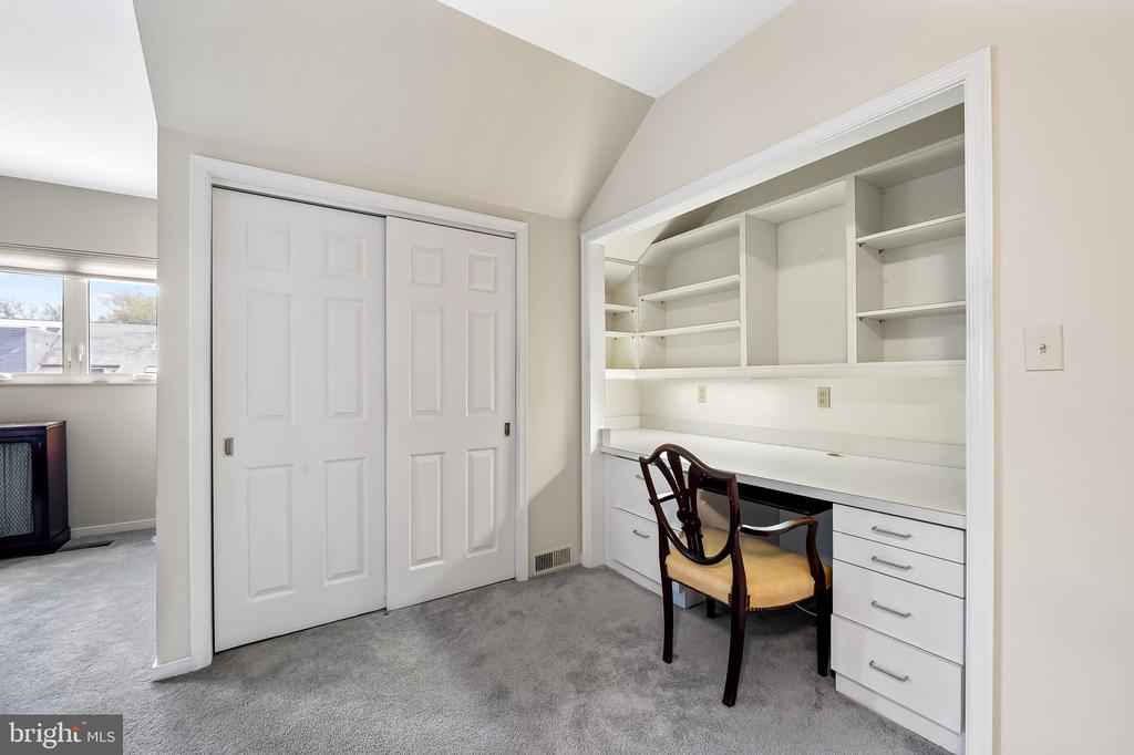 2331 Old Court #506