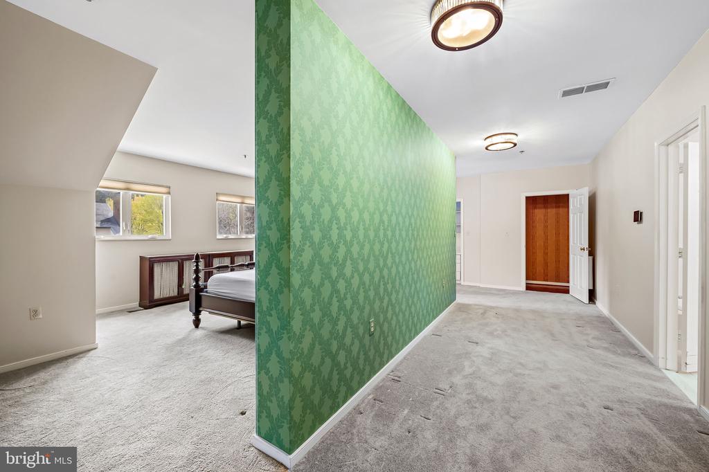 2331 Old Court #506