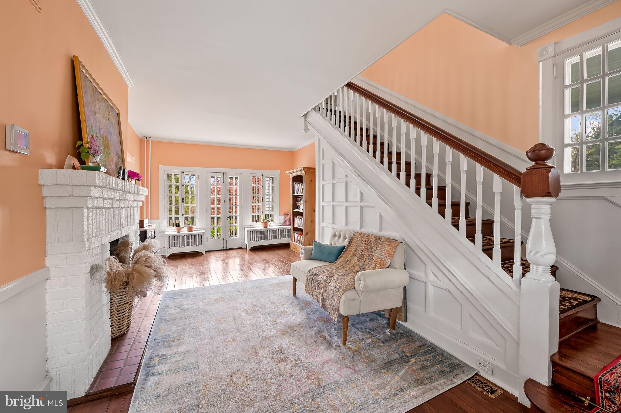 1018 Windsor Rd