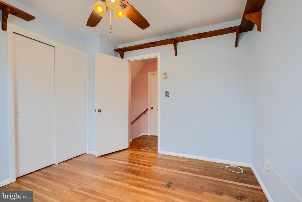 1005 Kenilworth Dr
