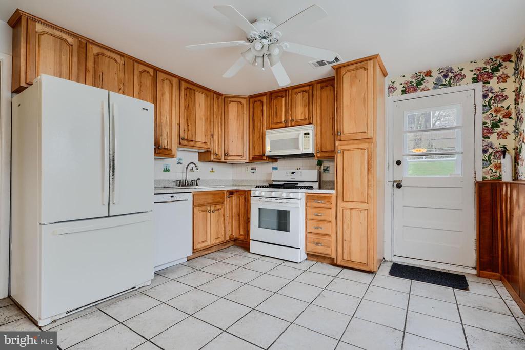 1005 Kenilworth Dr