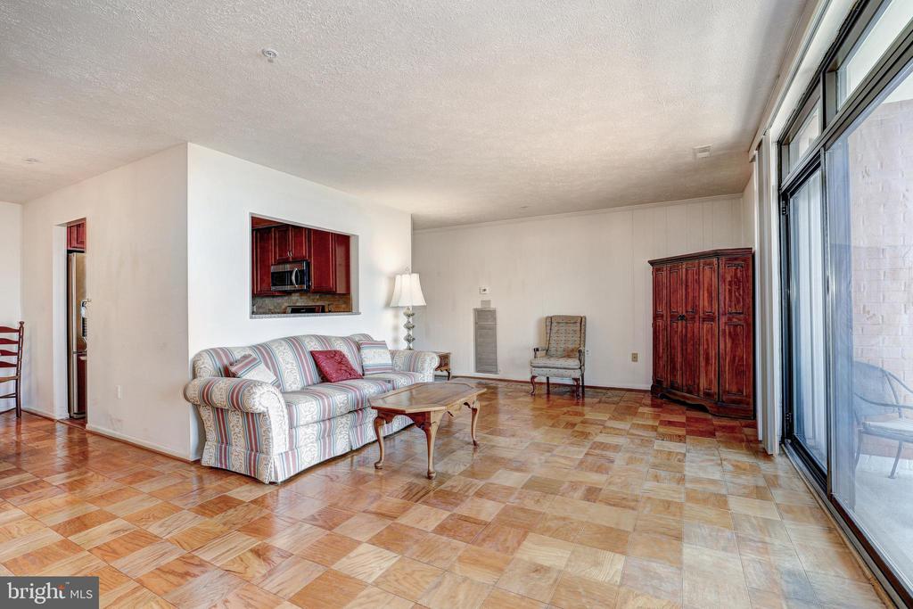 1 Smeton Pl #1207