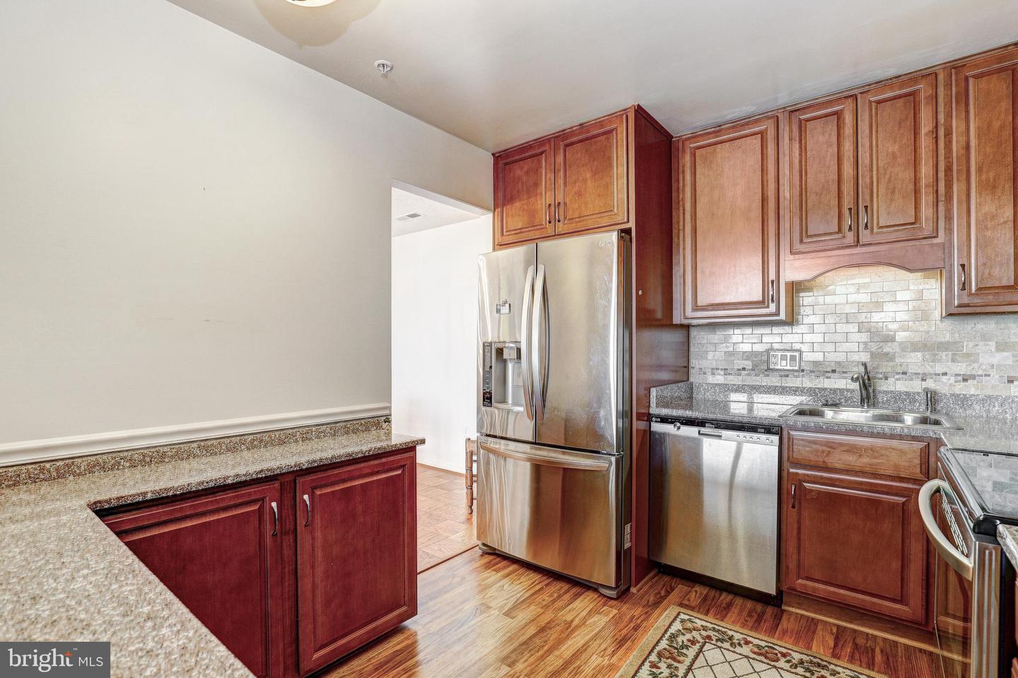 1 Smeton Pl #1207