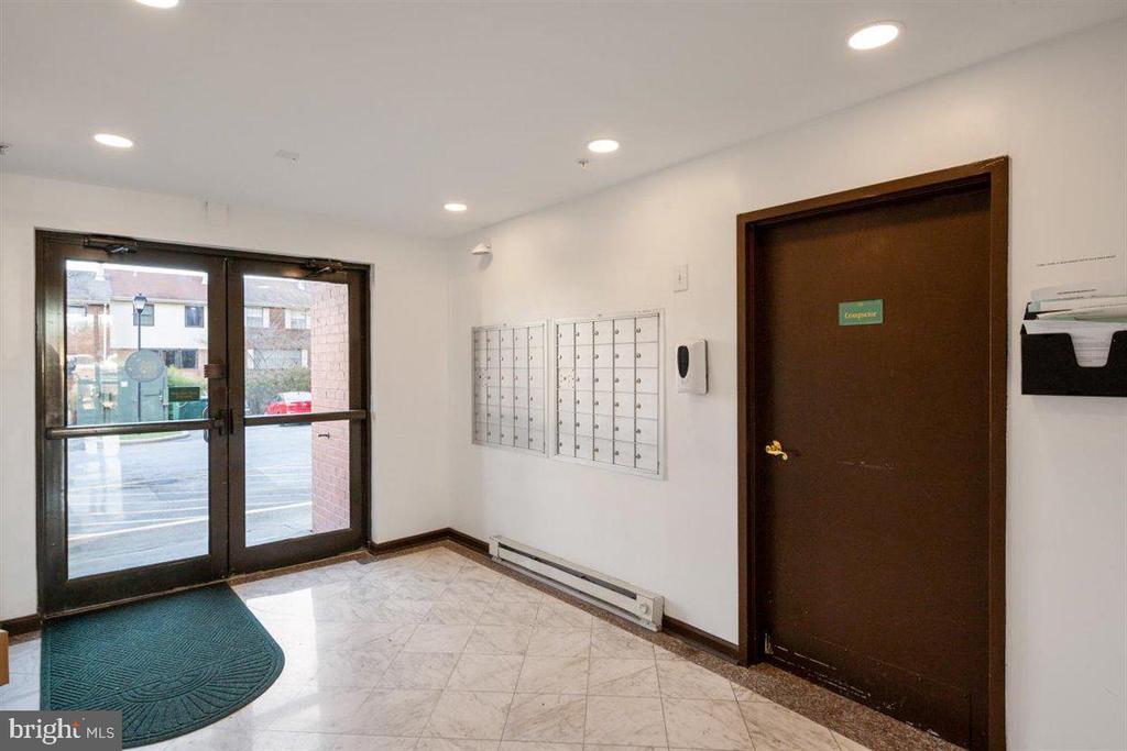 1 Smeton Pl #1207