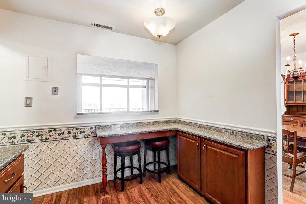 1 Smeton Pl #1207