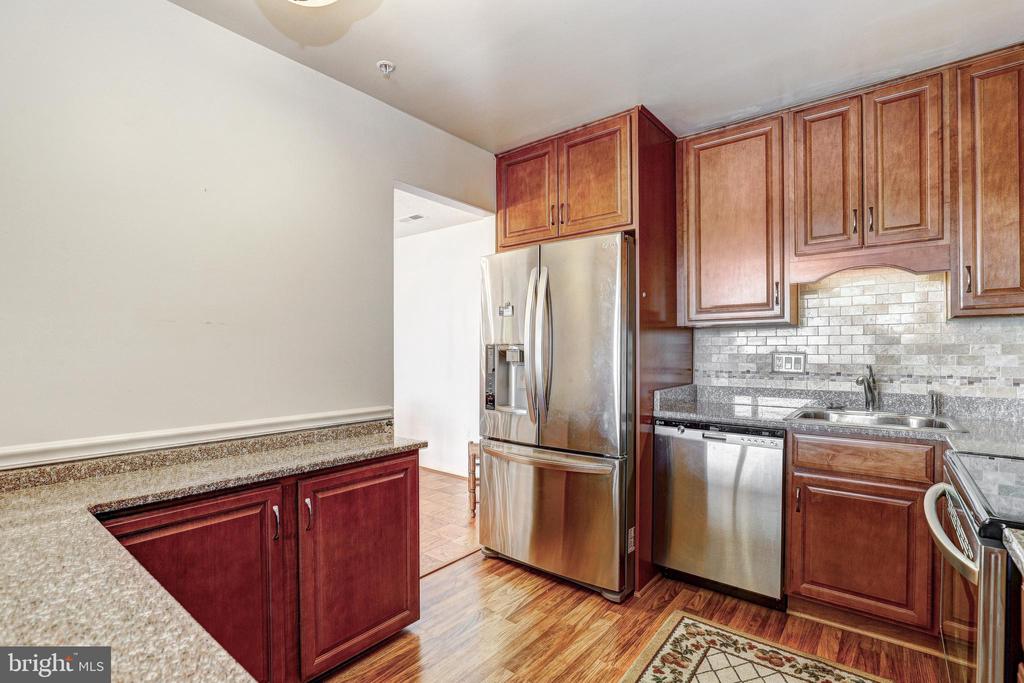 1 Smeton Pl #1207