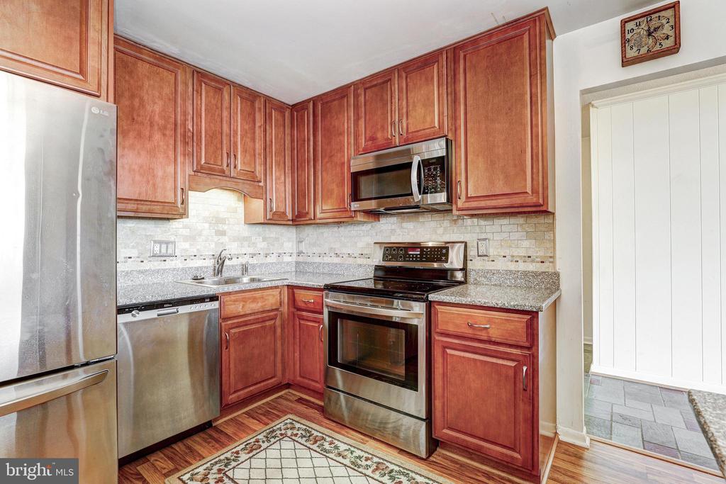 1 Smeton Pl #1207
