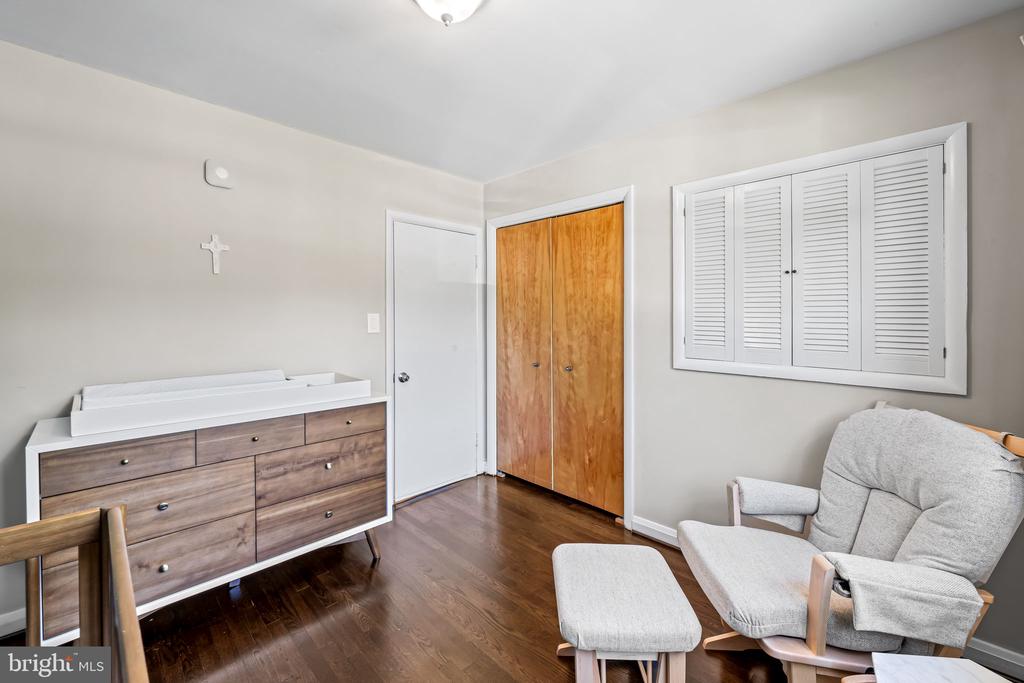 214 Brookside Dr