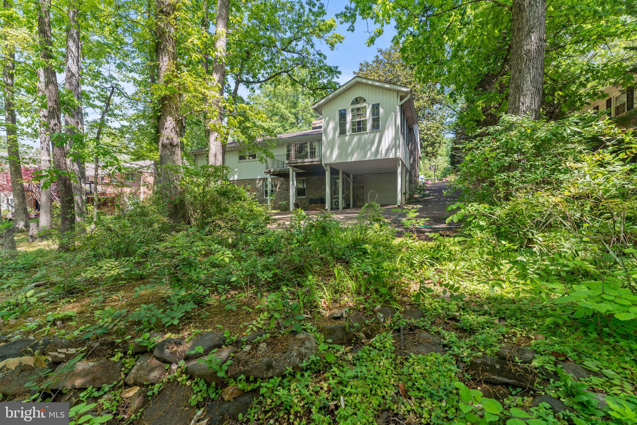410 Seminole Ave
