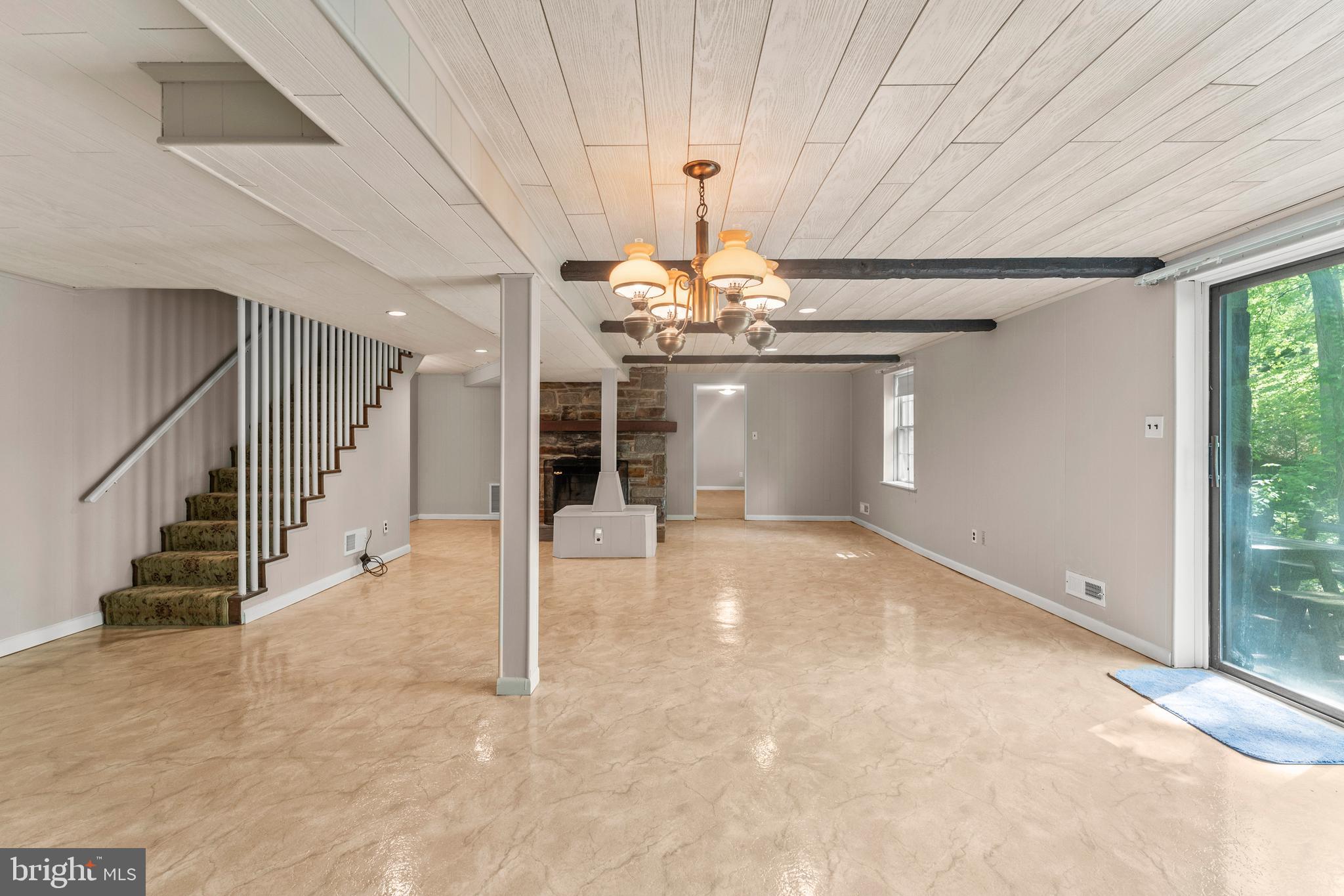 410 Seminole Ave
